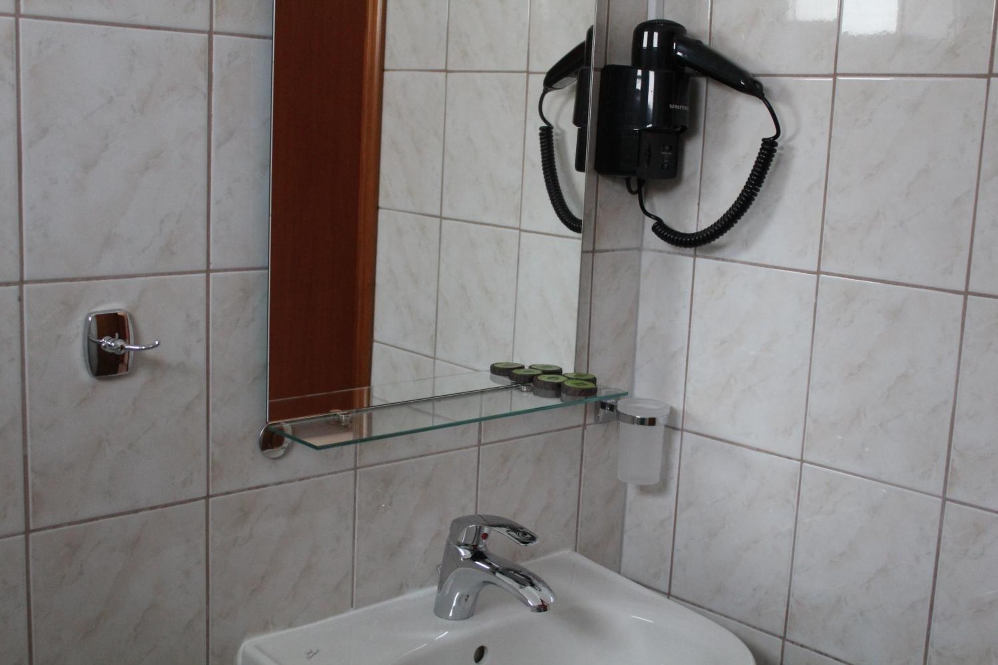 Atira Apart Hotel Olympiakí Aktí 外观 照片