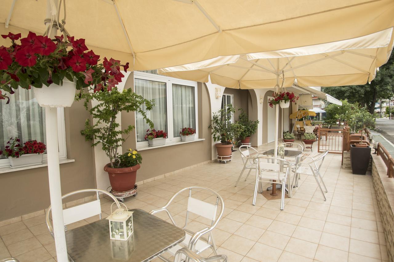 Atira Apart Hotel Olympiakí Aktí 外观 照片