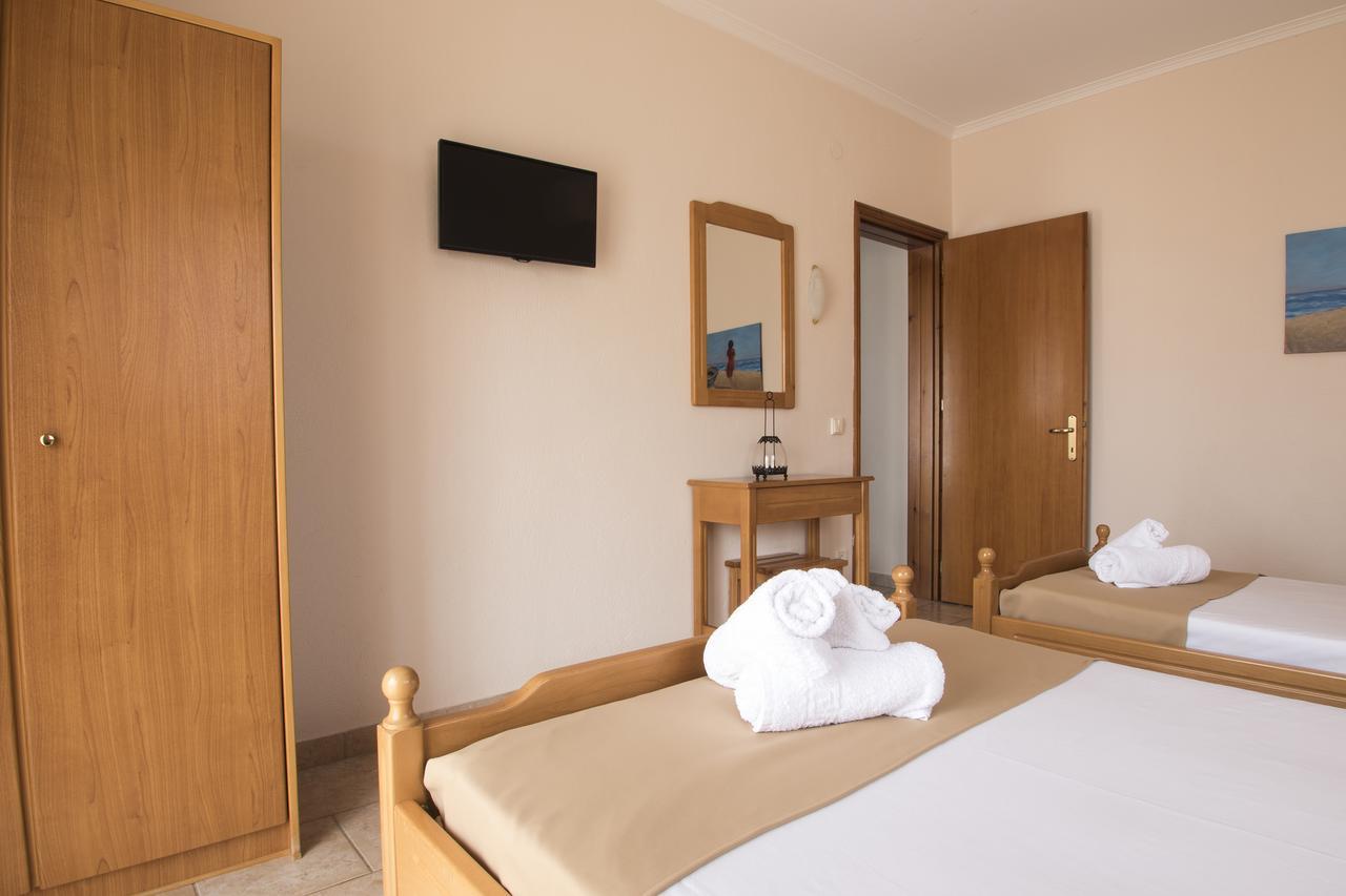Atira Apart Hotel Olympiakí Aktí 外观 照片