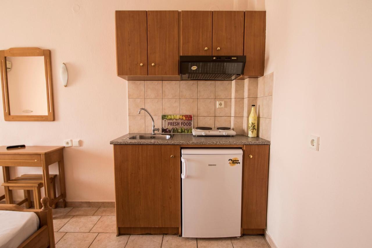 Atira Apart Hotel Olympiakí Aktí 外观 照片