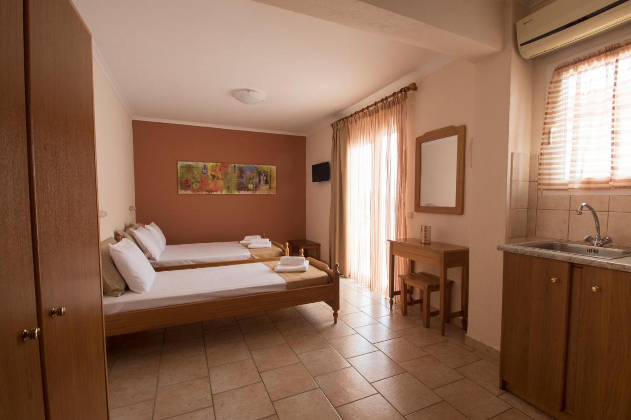 Atira Apart Hotel Olympiakí Aktí 外观 照片